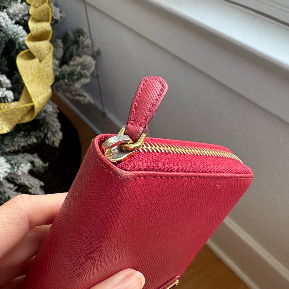 PRADA Red Saffiano Leather Wallet - Picture 3 of 11